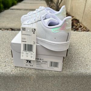 Toddler Girl’s Adidas Allstars (size 7)